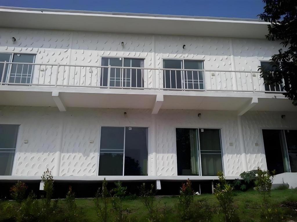 White Rock Resort Pak Chong Exterior foto