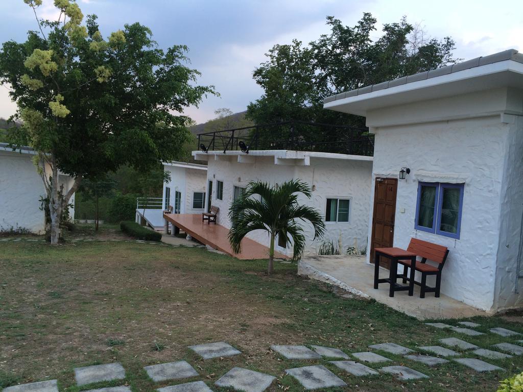 White Rock Resort Pak Chong Exterior foto
